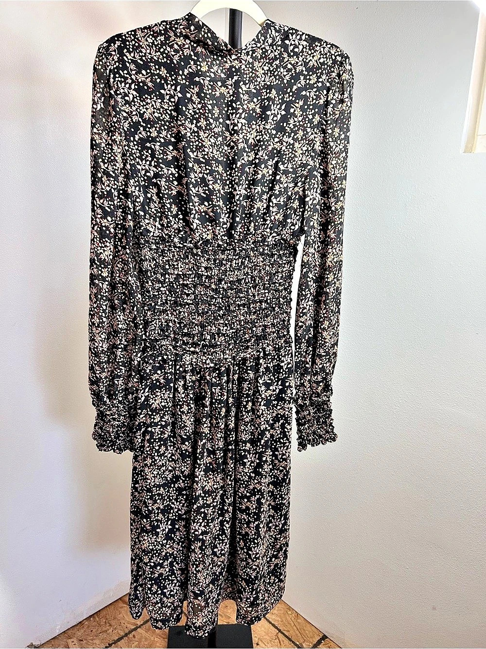 Max Studio Floral Maxi Dress in Black & Pink Like New - Picture 9 of 9